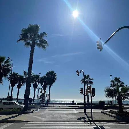 Holidays2malaga Tomas De Echeverria 150 Mts To Beach & High Speed Wifi & Parking Apartament