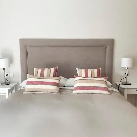 Holidays2malaga Tomas De Echeverria 150 Mts To Beach & High Speed Wifi & Parking شقة *