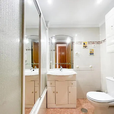 Holidays2malaga Tomas De Echeverria 150 Mts To Beach & High Speed Wifi & Parking *